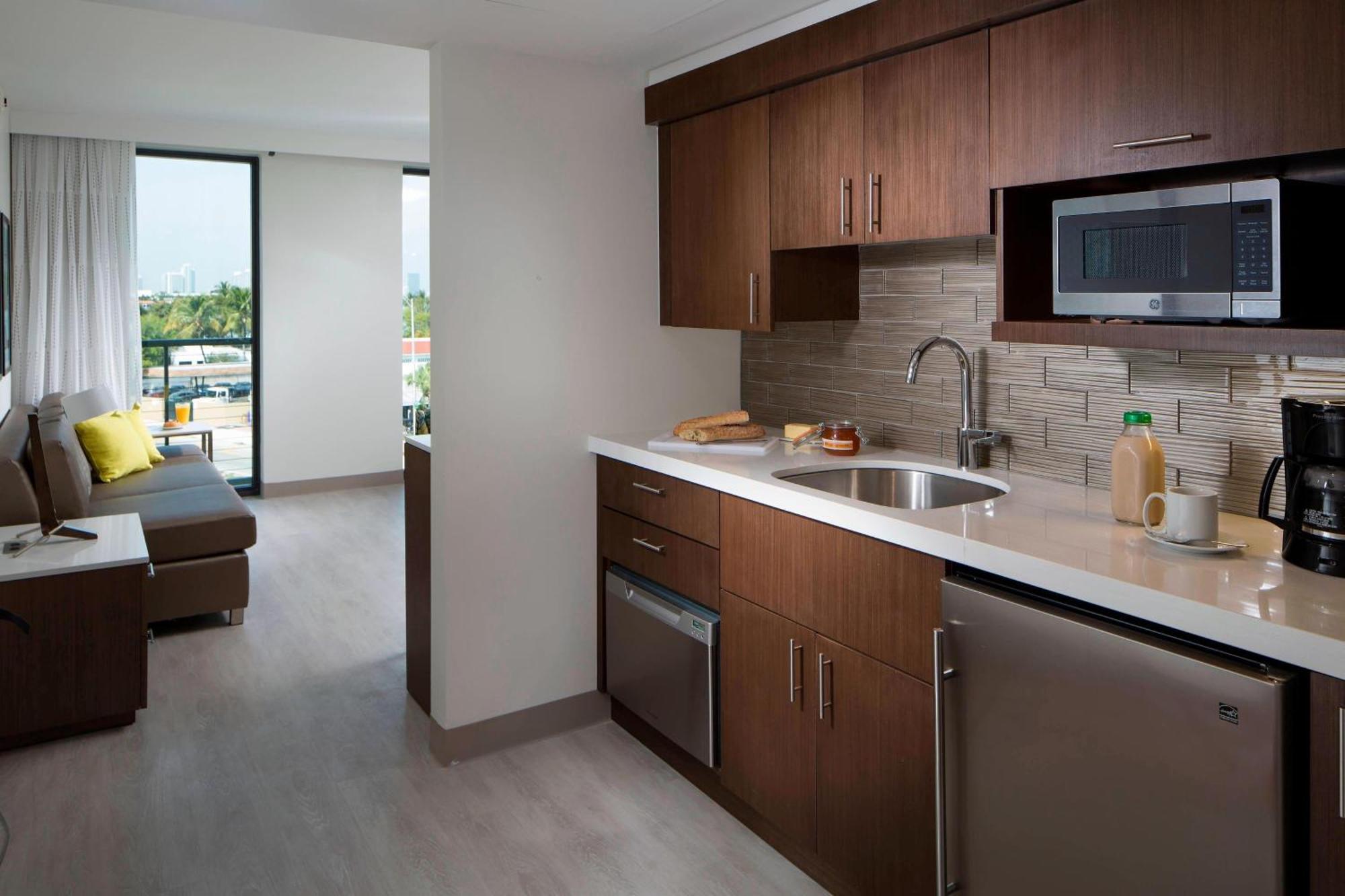 Residence Inn By Marriott Miami Beach South Beach Exterior foto